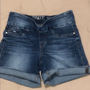 Pull on slimming shorts